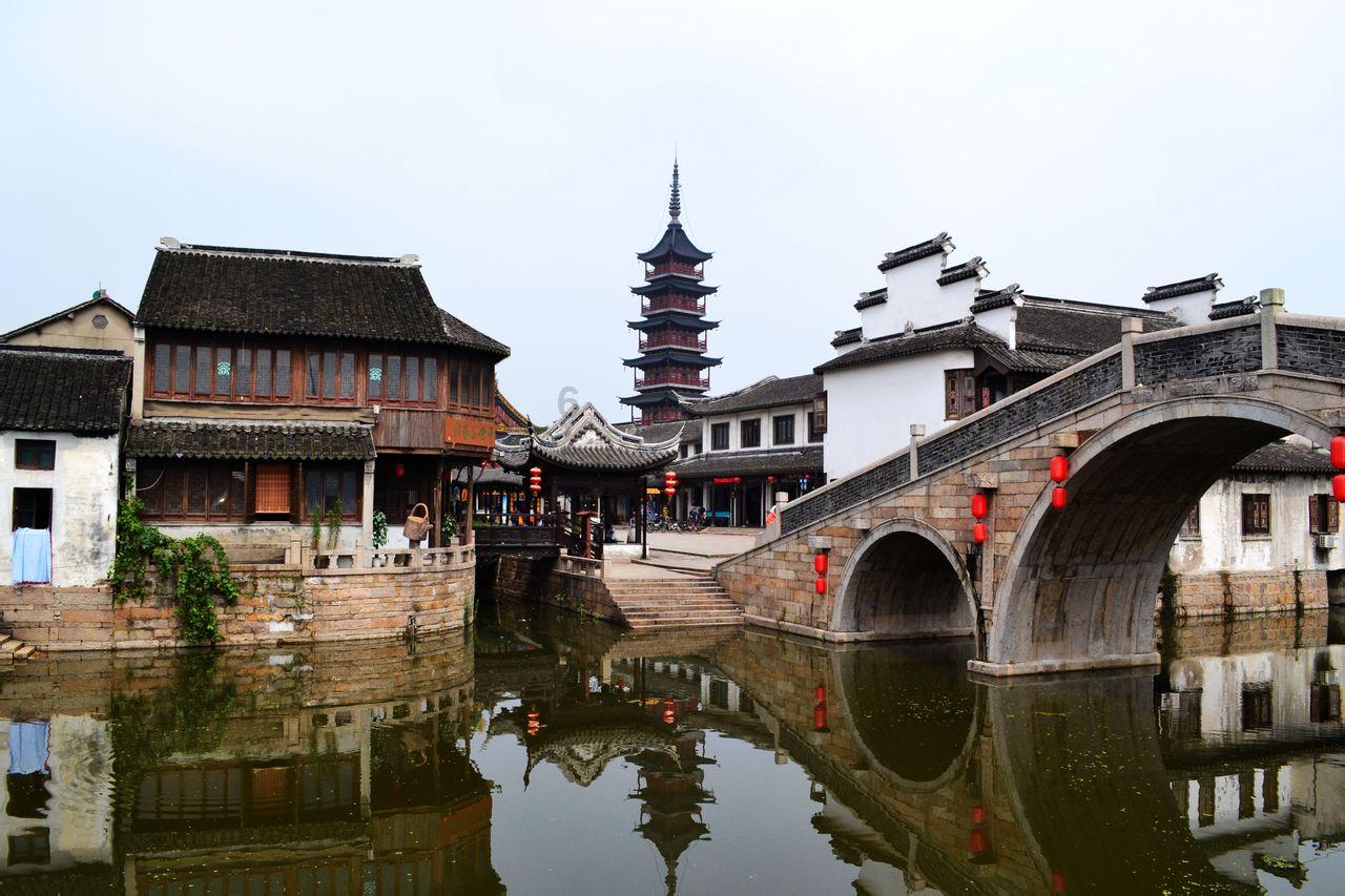 利率太高了!“老债王”:美联储应停止量化紧缩 并尽快降息